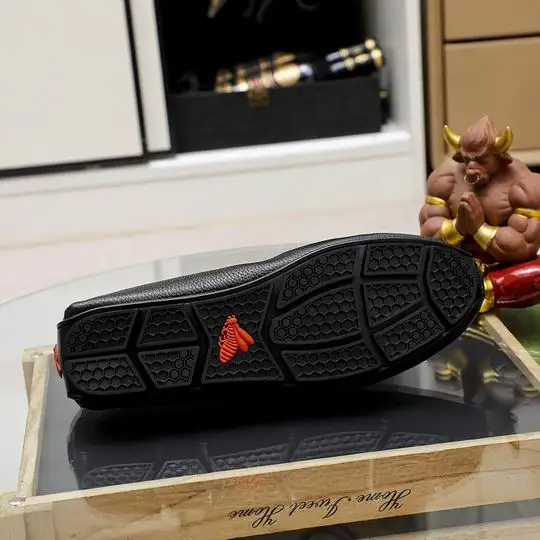 Gucci sz38-44 mnh0514